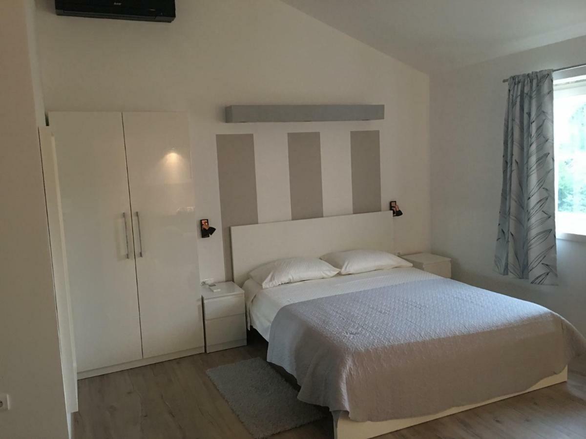 ベールStudio Apartman Dadoアパートメント エクステリア 写真